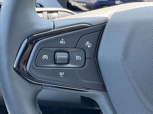 New 2027 Chevrolet Bolt LT w/ Comfort Package image 17