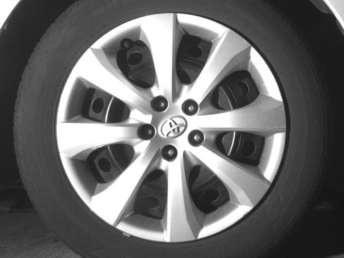 Used 2025 Toyota Corolla LE FWD image 13