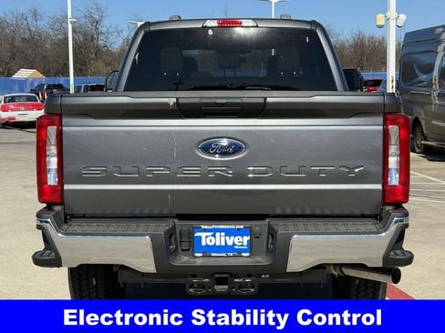 New 2026 Ford F250 XLT w/ FX4 Off-Road Package image 8