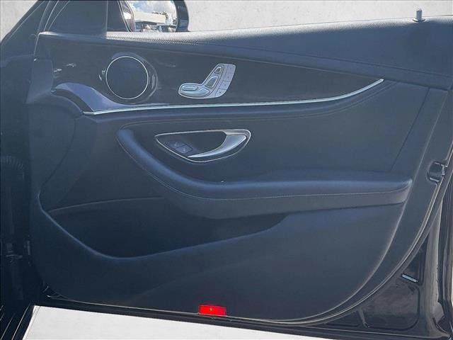Used 2017 Mercedes-Benz E 300 image 19