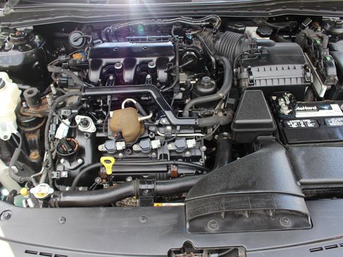 Used 2014 Kia Cadenza Premium w/ Technology Package FWD image 45