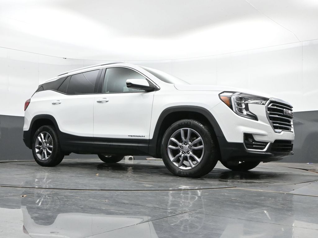 Used 2024 GMC Terrain SLT AWD/4WD image 41