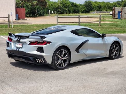 Used 2021 Chevrolet Corvette Stingray Premium Cpe w/ Z51 Performance Package RWD image 5