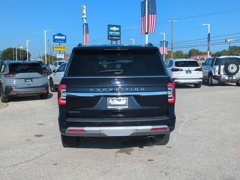 Used 2023 Ford Expedition Limited image 7