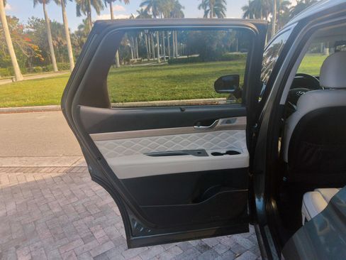 Used 2022 Hyundai Palisade Calligraphy w/ Cargo Package FWD image 33