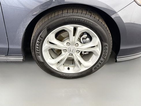 Used 2023 Honda Accord LX image 32