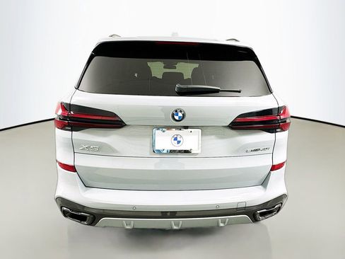 Certified 2024 BMW X5 sDrive40i w/ M Sport Package RWD image 6