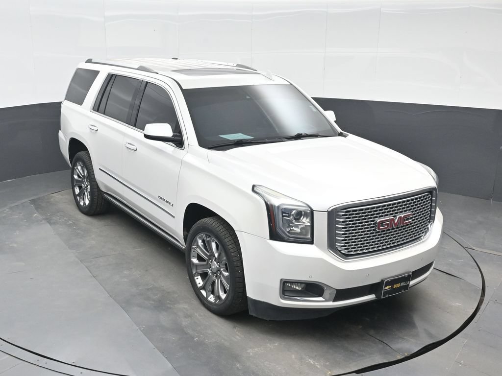 Used 2016 GMC Yukon Denali w/ Open Road Package AWD/4WD image 24