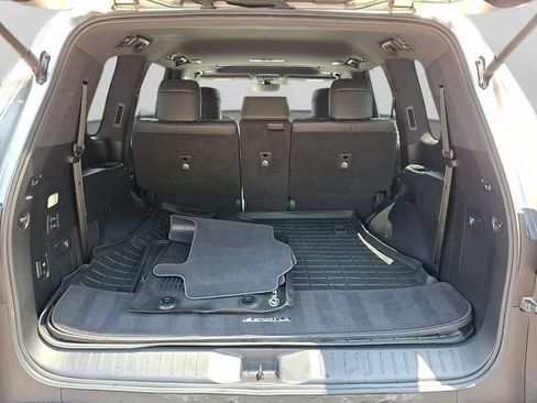 Used 2023 Lexus LX 600 F Sport AWD/4WD image 32