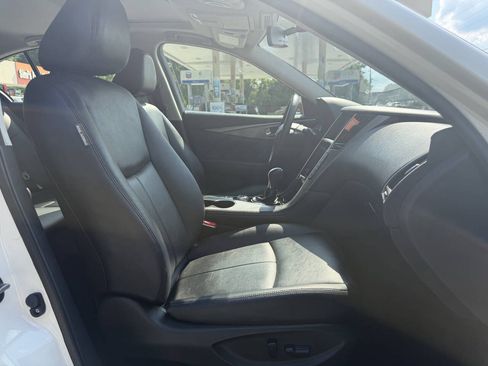 Used 2015 INFINITI Q50 AWD w/ Moonroof Package image 6