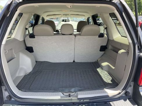 Used 2011 Ford Escape XLT FWD image 8