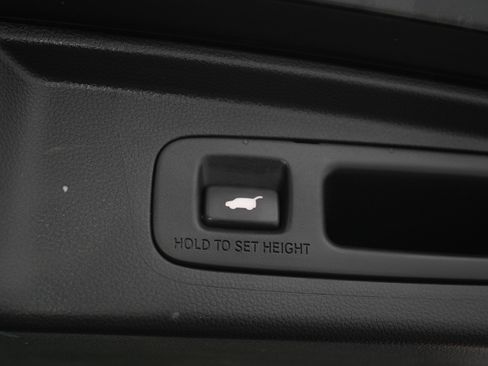 Used 2024 Honda CR-V EX-L image 11