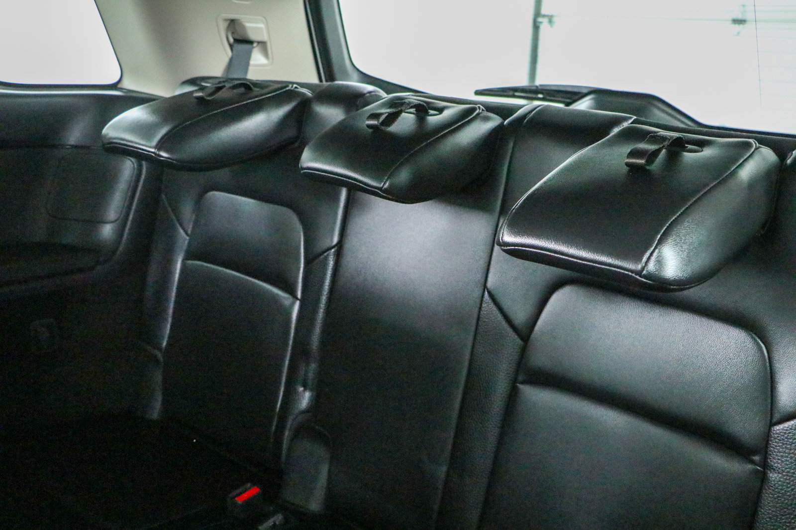 Used 2024 Nissan Pathfinder SL FWD image 25