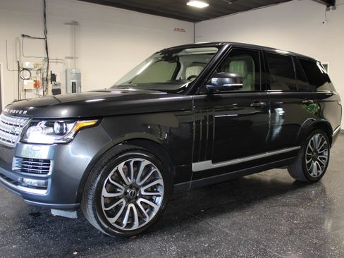 Used 2014 Land Rover Range Rover Supercharged AWD/4WD image 8