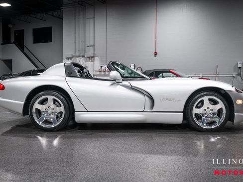 Used 1999 Dodge Viper RT/10 image 6