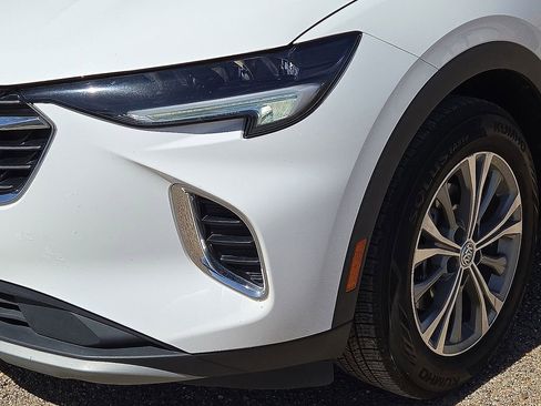 Used 2023 Buick Envision Preferred image 9