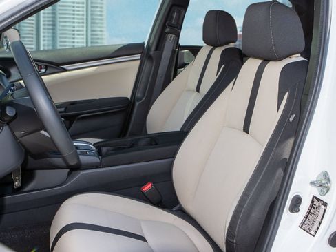 Used 2018 Honda Civic Sport image 15