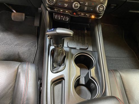 Used 2025 Dodge Durango GT image 48