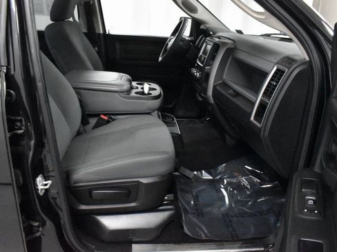 Used 2018 RAM 1500 Express w/ Express Value Package image 13