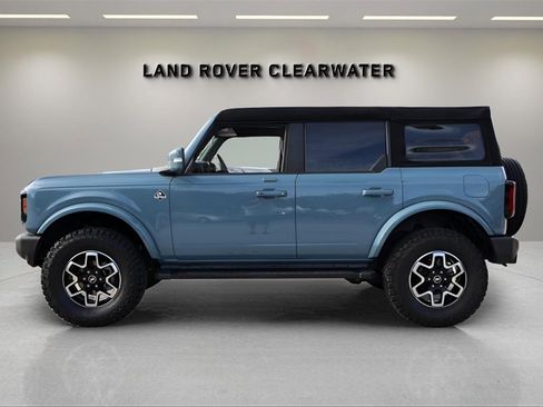 Used 2023 Ford Bronco Outer Banks image 2