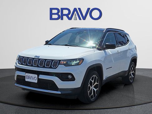 Used 2024 Jeep Compass Limited AWD/4WD image 1