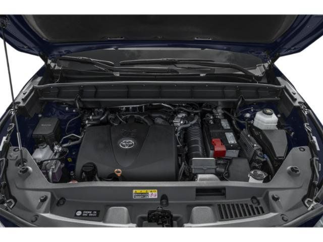 Used 2022 Toyota Highlander XLE AWD/4WD image 12