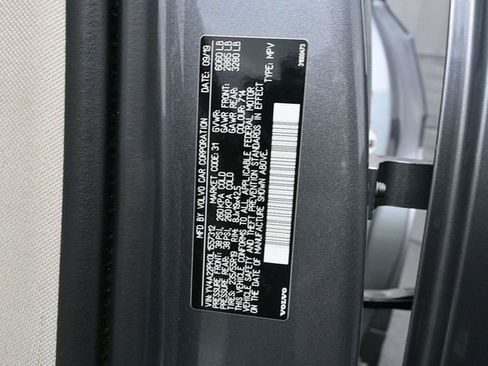 Used 2020 Volvo XC90 T6 Momentum w/ Protection Package image 16