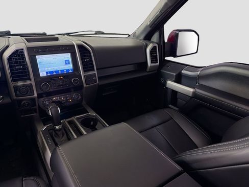 Used 2020 Ford F150 Lariat image 27