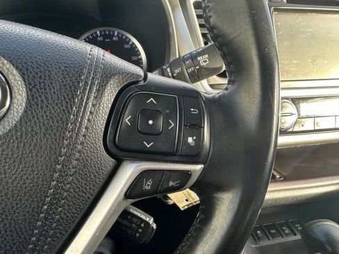 Used 2018 Toyota Highlander Plus w/ Protection Package #3 image 15