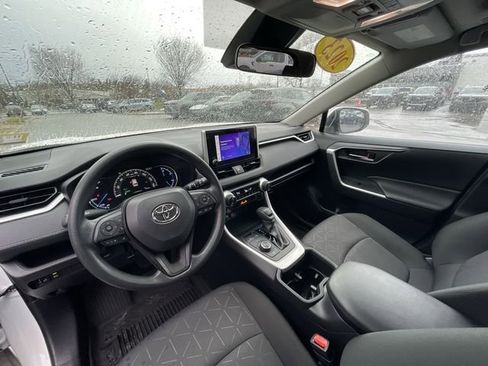 Certified 2023 Toyota RAV4 XLE image 15
