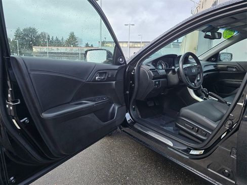 Used 2013 Honda Accord EX-L image 17