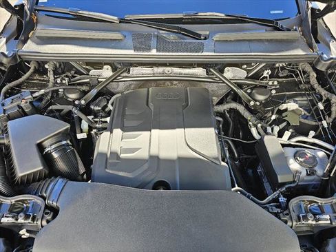 New 2025 Audi Q5 Premium image 8