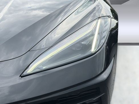 Used 2023 Chevrolet Corvette Stingray Convertible w/ 1LT RWD image 9