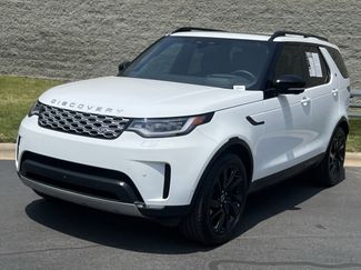 Certified 2025 Land Rover Discovery S AWD/4WD video 1