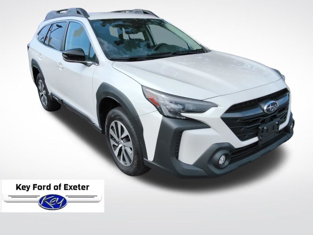 Used 2024 Subaru Outback Premium AWD/4WD image 2