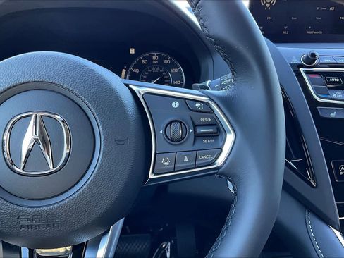 Used 2025 Acura RDX SH-AWD w/ Technology Package image 21
