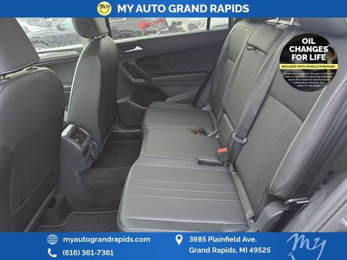 Used 2023 Volkswagen Tiguan SE image 26