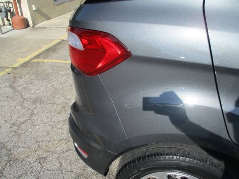 Used 2020 Ford EcoSport SE FWD image 18