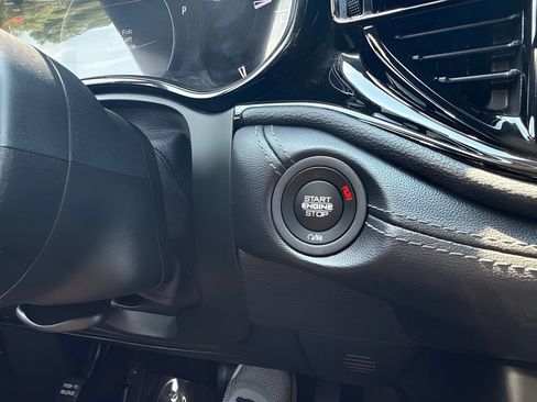 Used 2022 Dodge Durango GT RWD image 14
