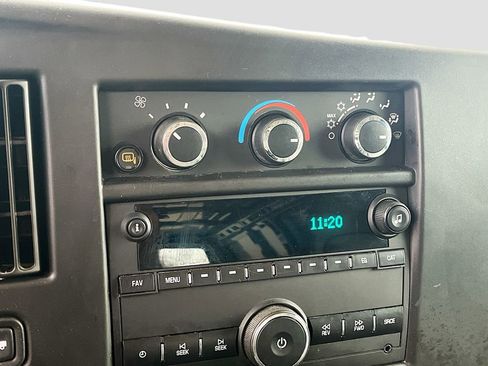 Used 2023 GMC Savana 3500 w/ Driver Convenience Package image 14