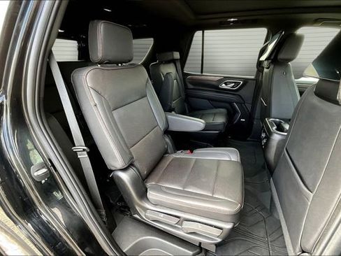 Used 2024 Chevrolet Tahoe High Country image 24