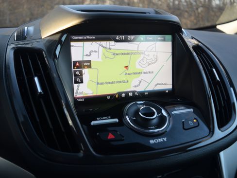 Used 2013 Ford C-MAX SEL image 9