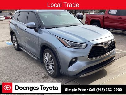 Used 2022 Toyota Highlander Platinum