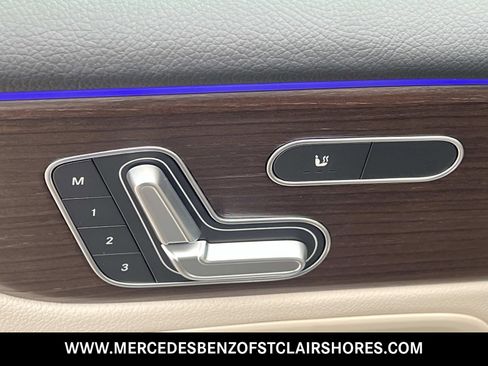 New 2026 Mercedes-Benz GLB 250 4MATIC image 19