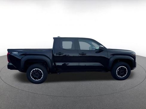 Used 2025 Toyota Tacoma TRD Off-Road image 15