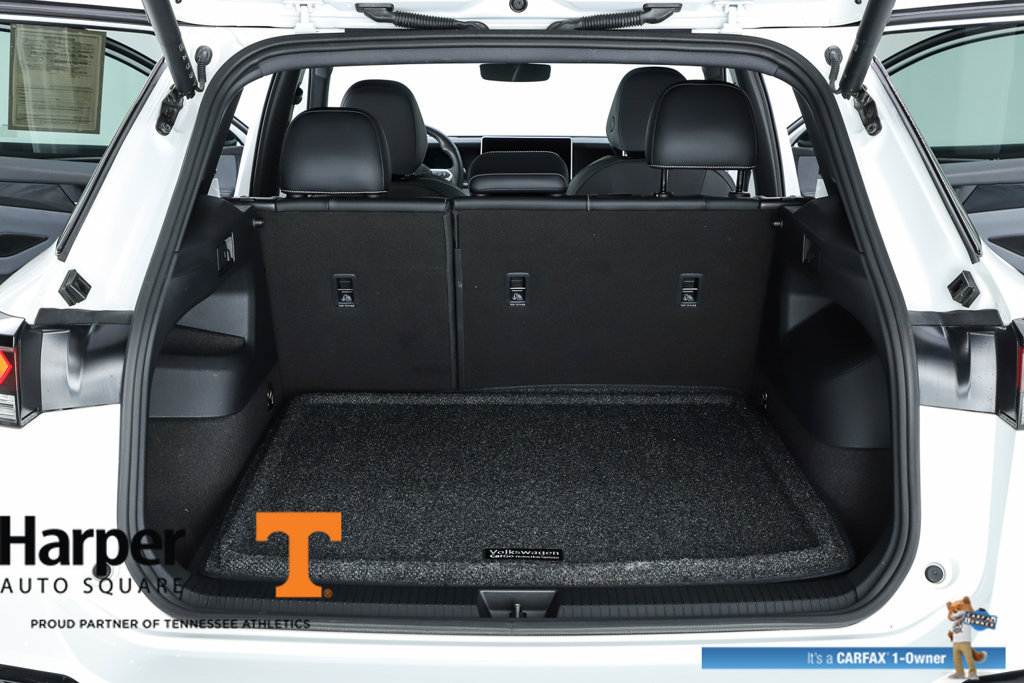 Used 2025 Volkswagen Tiguan SE R-Line AWD/4WD image 29