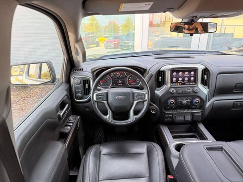 Used 2020 Chevrolet Silverado 1500 RST AWD/4WD image 40