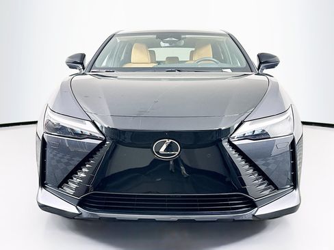 Used 2023 Lexus RZ 450e Premium w/ Accessory Package (2T) AWD/4WD image 2