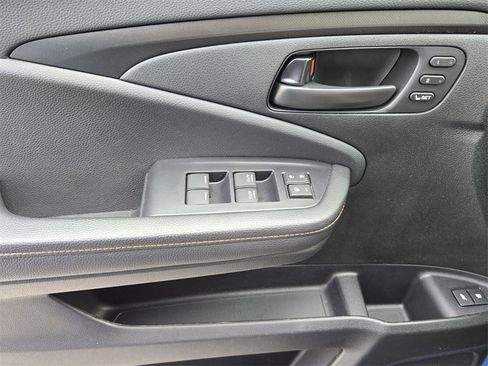 Used 2025 Honda Passport TrailSport image 26