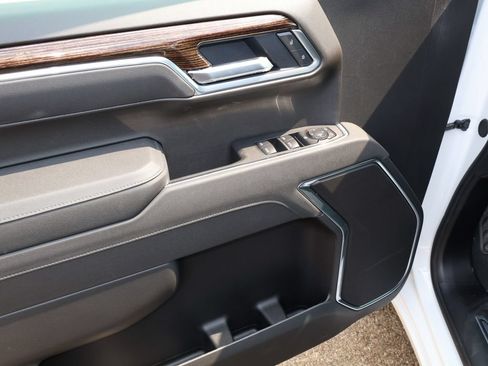 New 2026 GMC Sierra 1500 Elevation AWD/4WD image 8